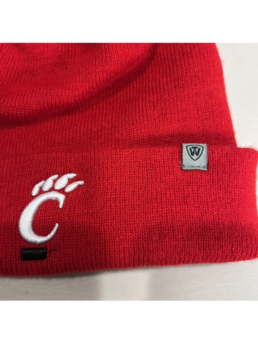 Cincinnati Bearcats Red Knit Cuffed Winter Toboggan Pom Beanie Top World Caps - Picture 5 of 8